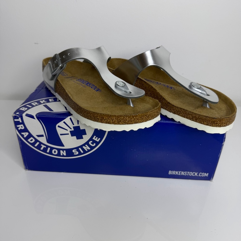 Birkenstock Leather Gizeh Metallic Silver Sandals Soft Footbed Size 37 6 www NEW